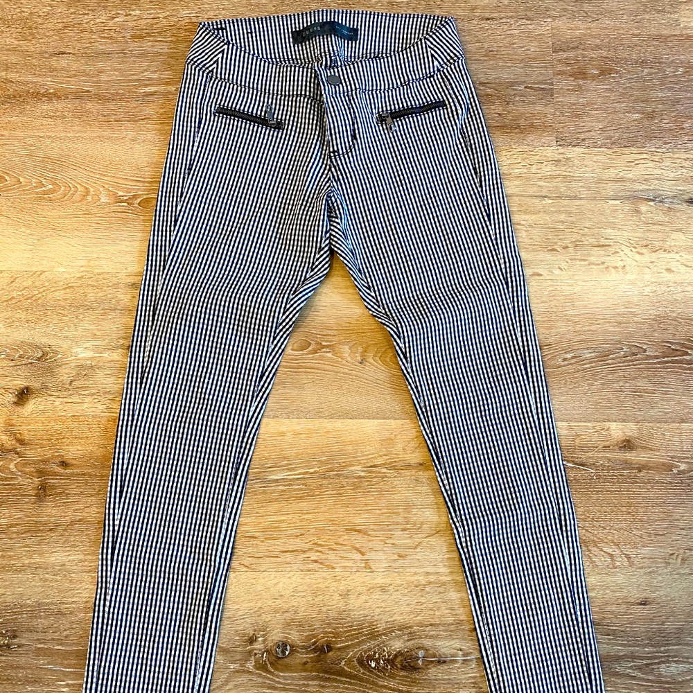 Guess checkered pants